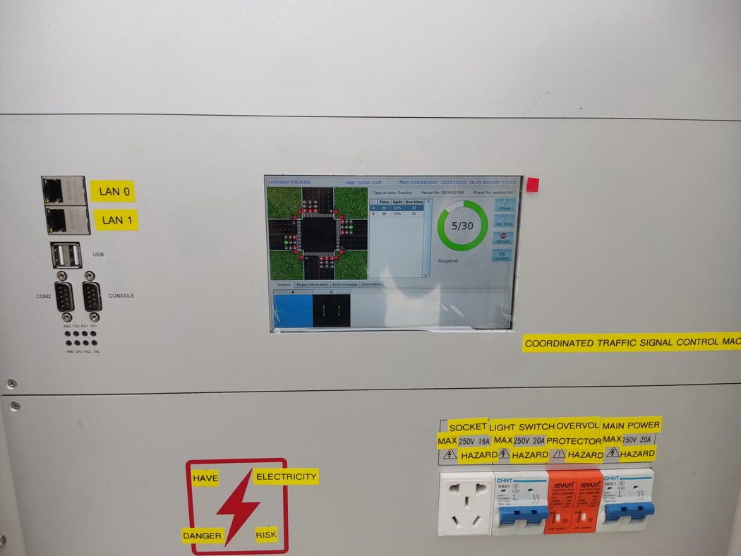 TLC04 แผงควบคุมไฟจราจร 600W